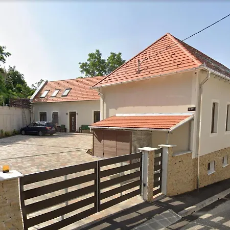Monbuhim Comfort Veszprem