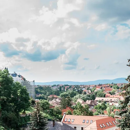 Monbuhim Comfort Veszprem