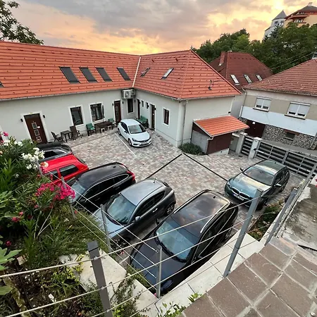 Monbuhim Comfort Veszprem