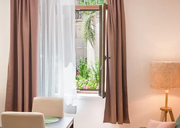 Monbuhim Comfort Apartament Veszprém